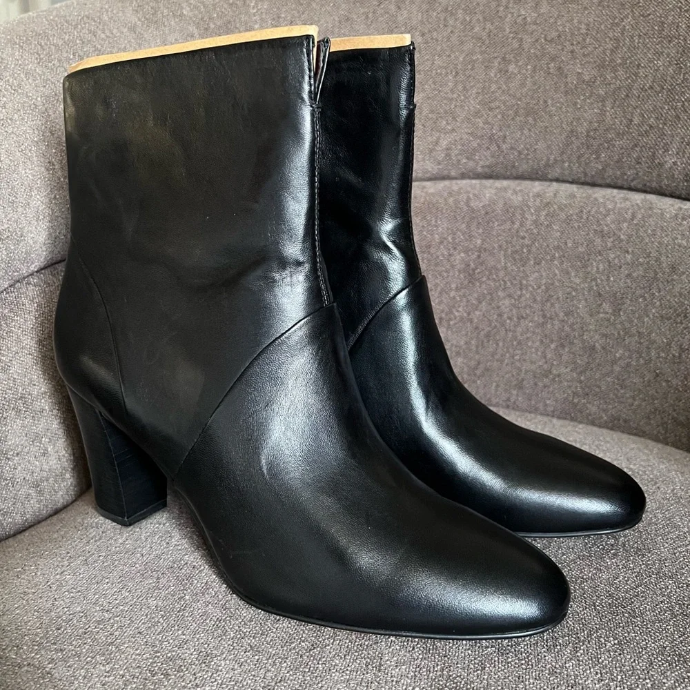 Franco Sarto Pia leather booties‎  size 11